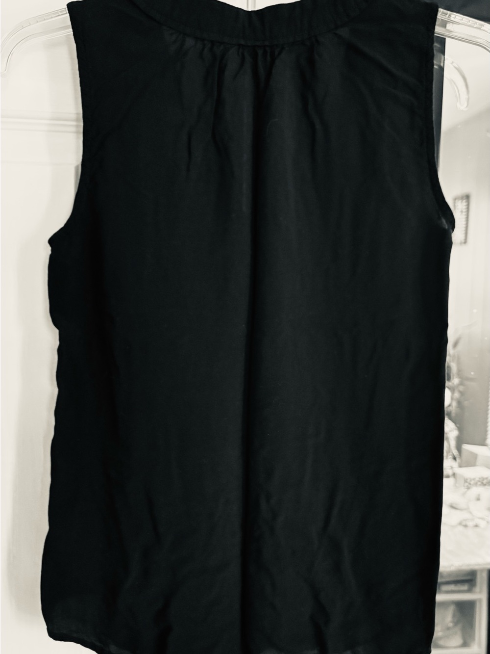 Old Navy Black Sleeveless Tie-Neck Top - Picture 12 of 13